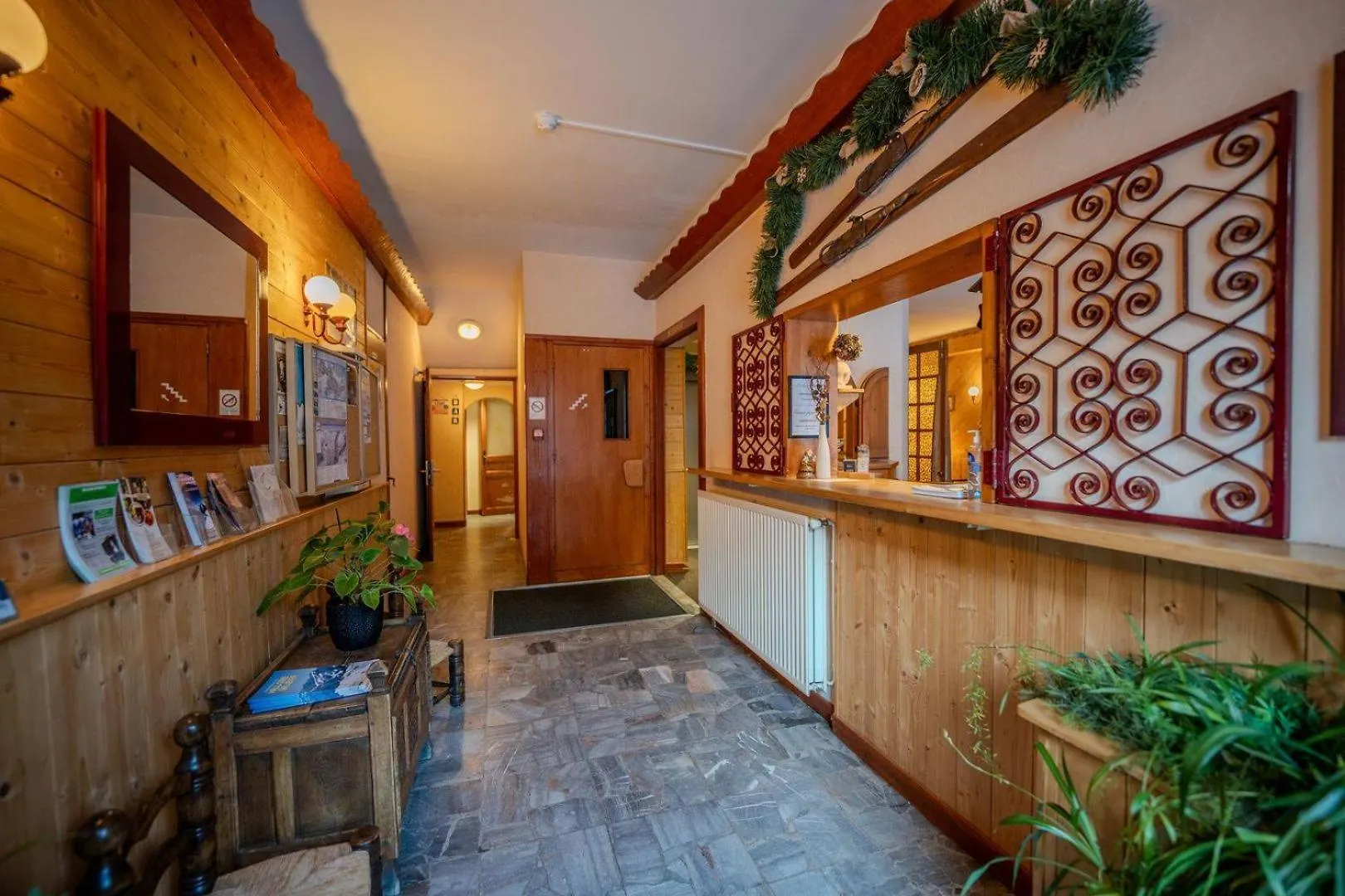 Hôtel du Centre Valloire 2*,  France