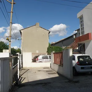https://appartement-proche-centre-ville-avec-parking-prive.aixenprovencehotels.org