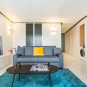https://architect-flat-with-terrasse-montparnasse.fr-paris.fr